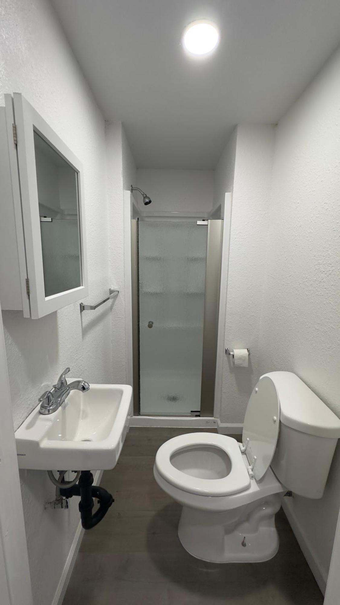 Guest house Naryn Los Angeles